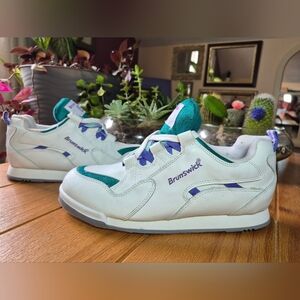 Brunswick Breeze II Women's Bowling Sneakers - Size 7.5